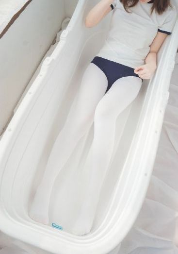 bbw撒尿间谍女厕hd_BD全集在线观看